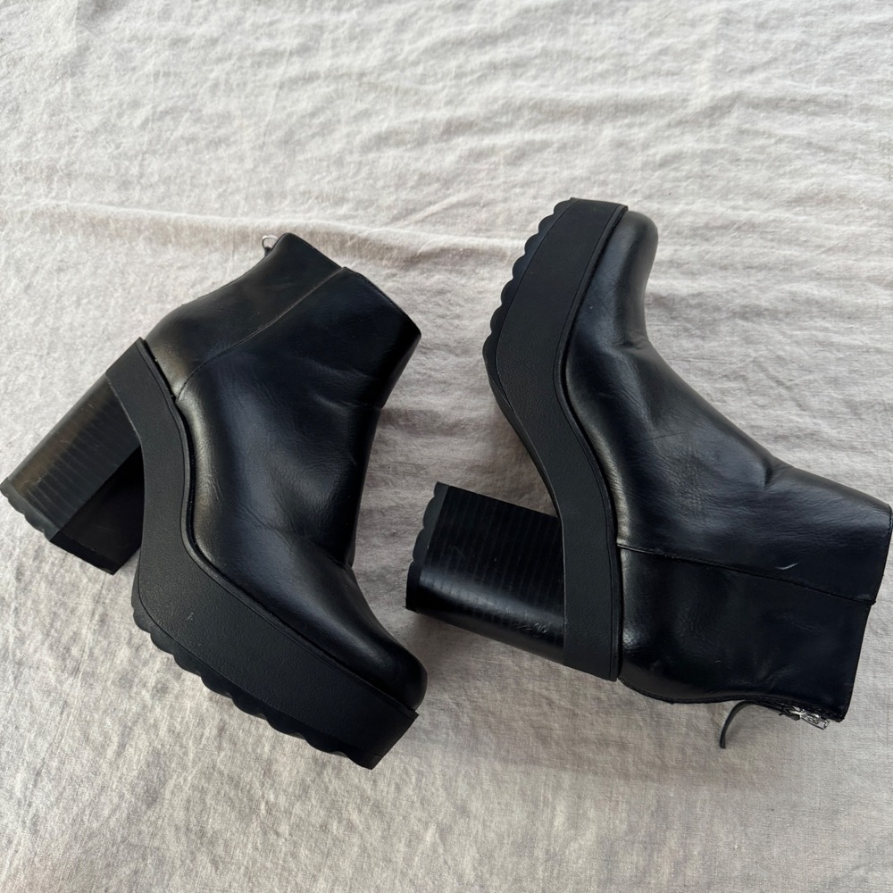 Bershka Platform Ankle Boots 7.5 Black Chunky Block Heel Lug Sole Y2K Goth EU38